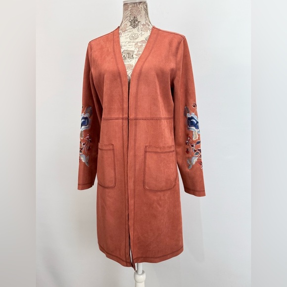 CACTUS + PEARL Women's Rust red Embroidered sleeve faux suede Jacket size S - Picture 4 of 12